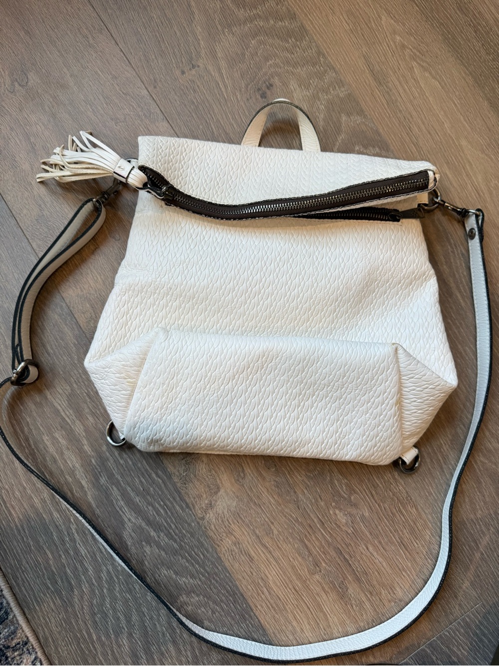 Patricia Nash White Leather Convertible Hobo backpack Crossbody NWOT